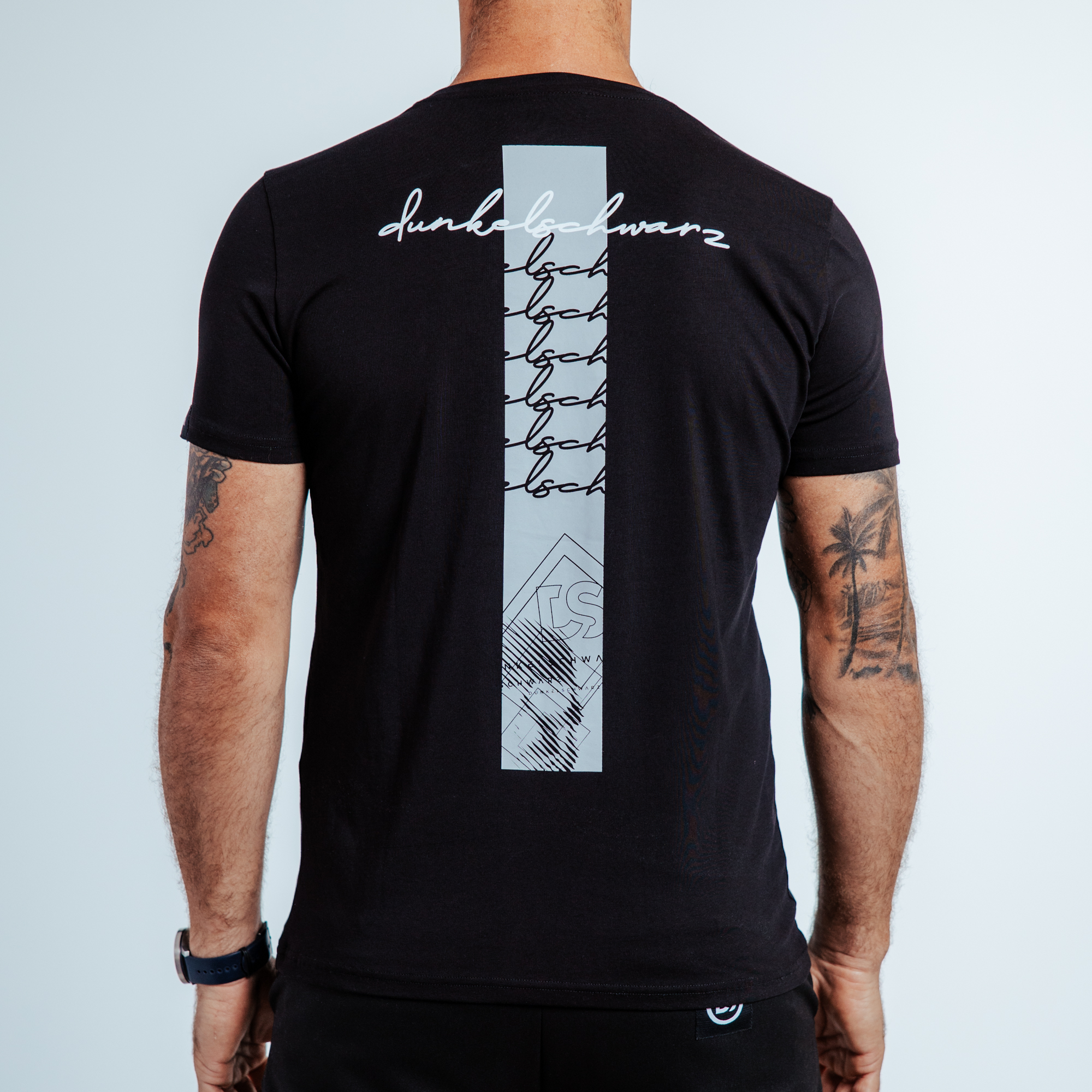 T-Shirt DS-1 MULTICURVED black